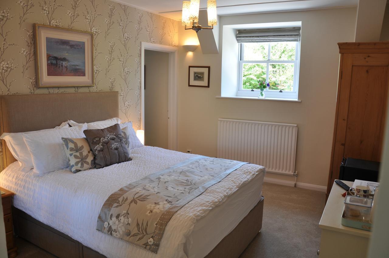 Bulleigh Barton Manor Bed & Breakfast Ipplepen Bagian luar foto